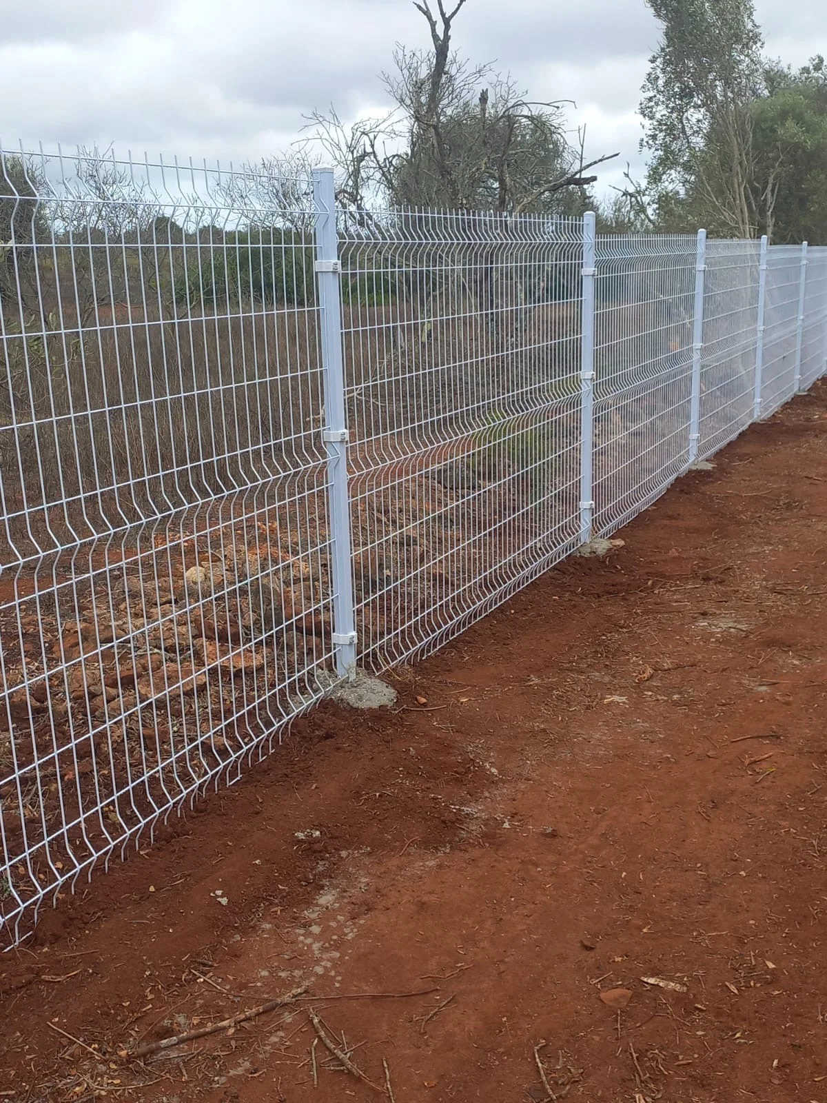 Installation of Seals on Rigid Panels — Sealing — Quinta do Lago, Loulé